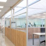 Detalle del modulaje de la mampara Monopanel